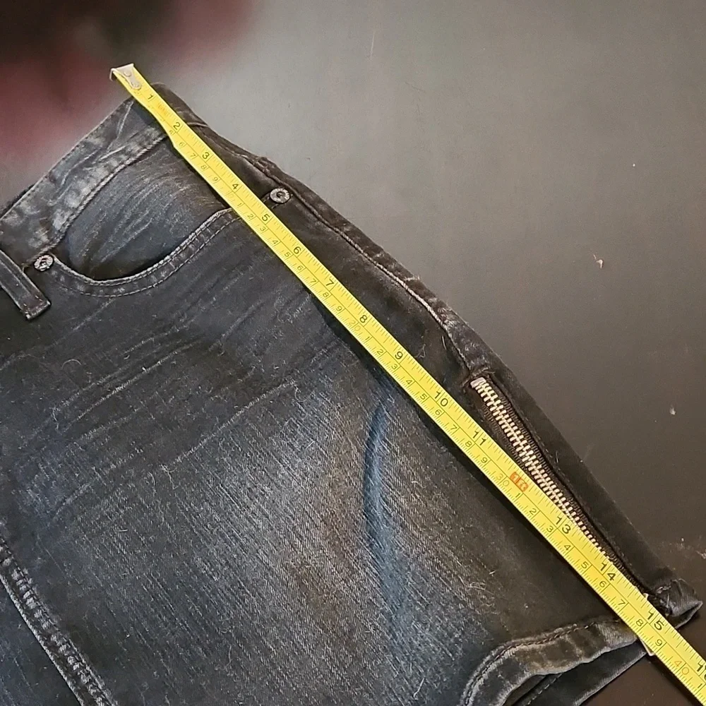 Guess jeans black mini skirt size 26